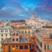 早朝のローマの町並み　ローマの風景　イタリアの風景